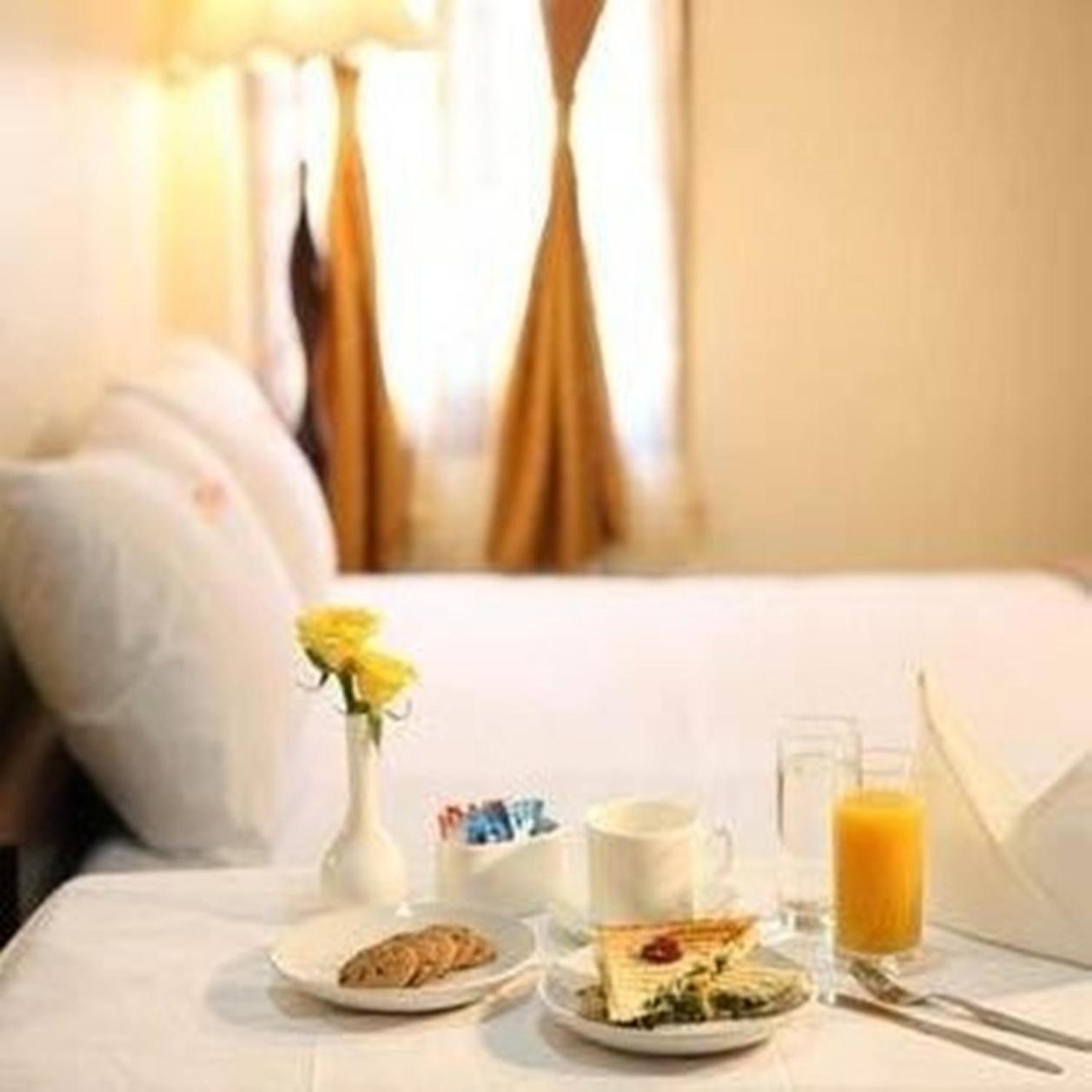 Meenakshi'S Sunshine Hotel Madurai Ngoại thất bức ảnh