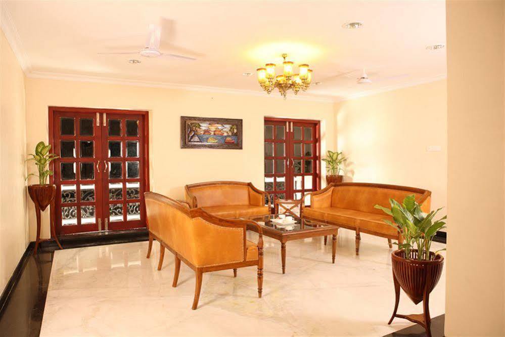 Meenakshi'S Sunshine Hotel Madurai Ngoại thất bức ảnh